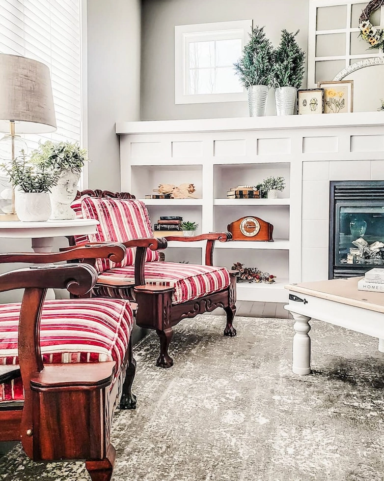Livingroom decorated with vintage finds and vintage furniture