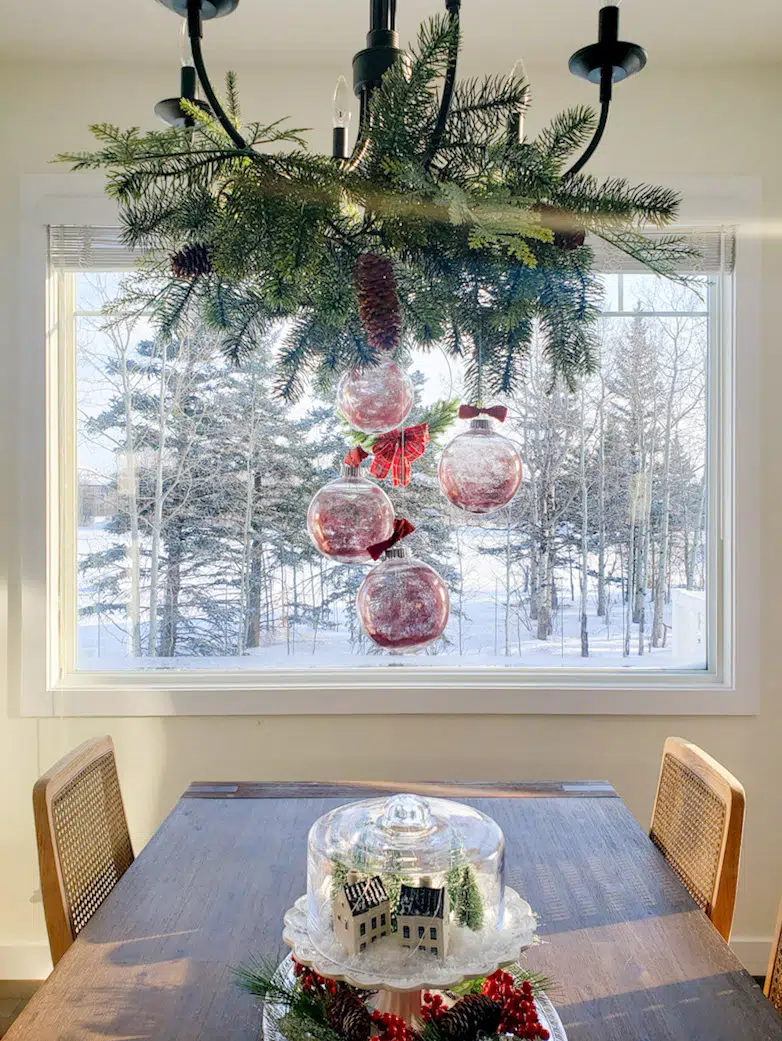2021 Christmas home tour past the dining area