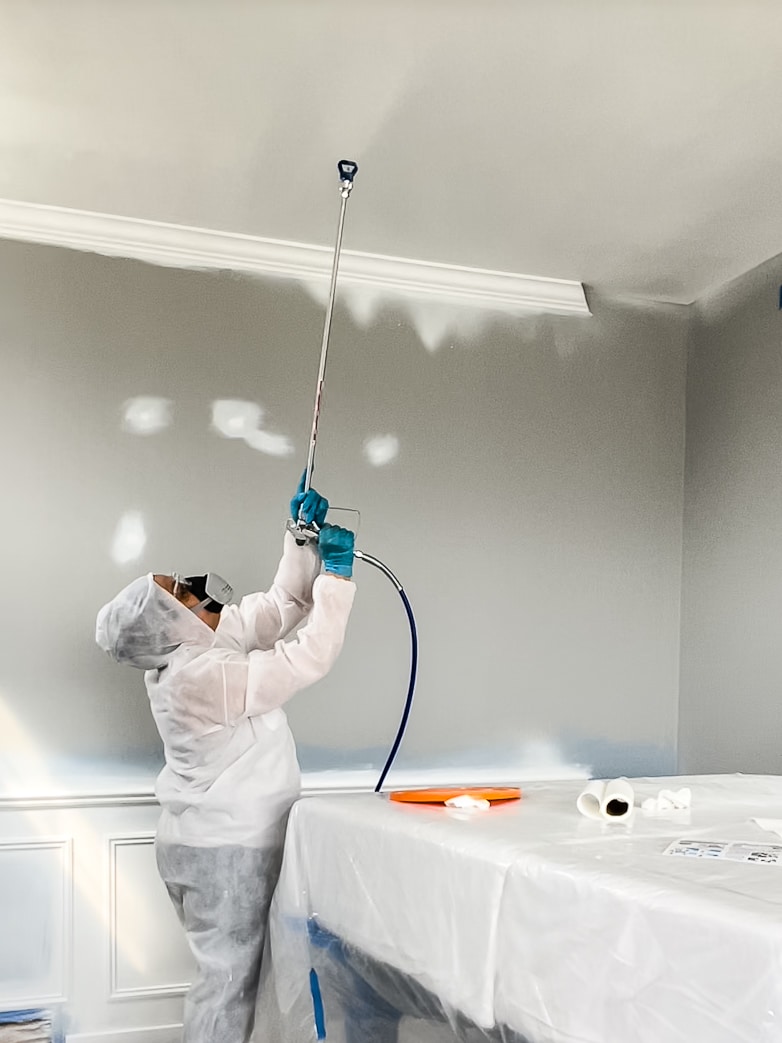 Priming a ceiling for paint