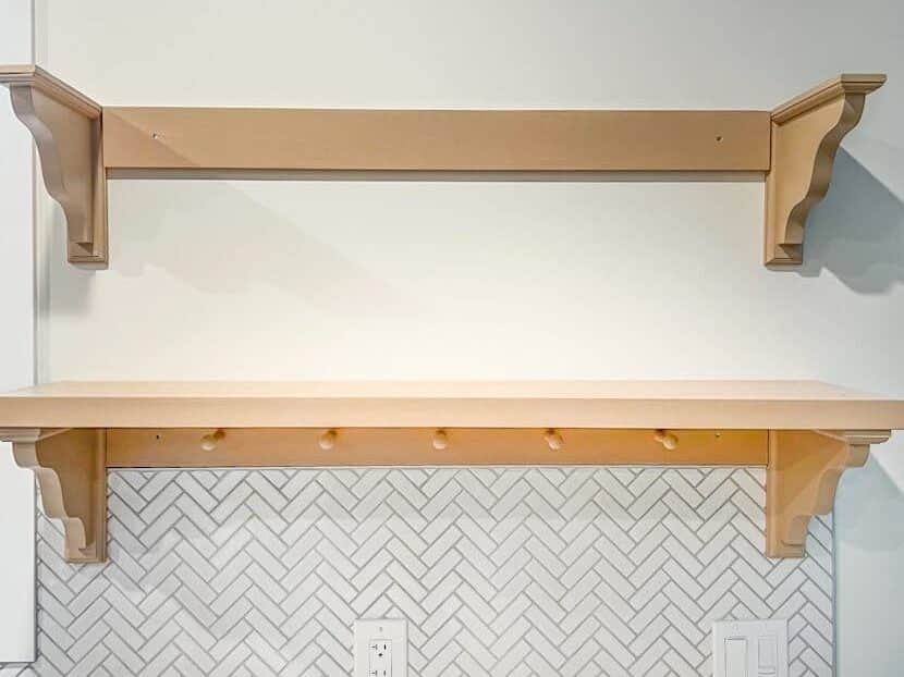 Installing open shelves in the kitchen